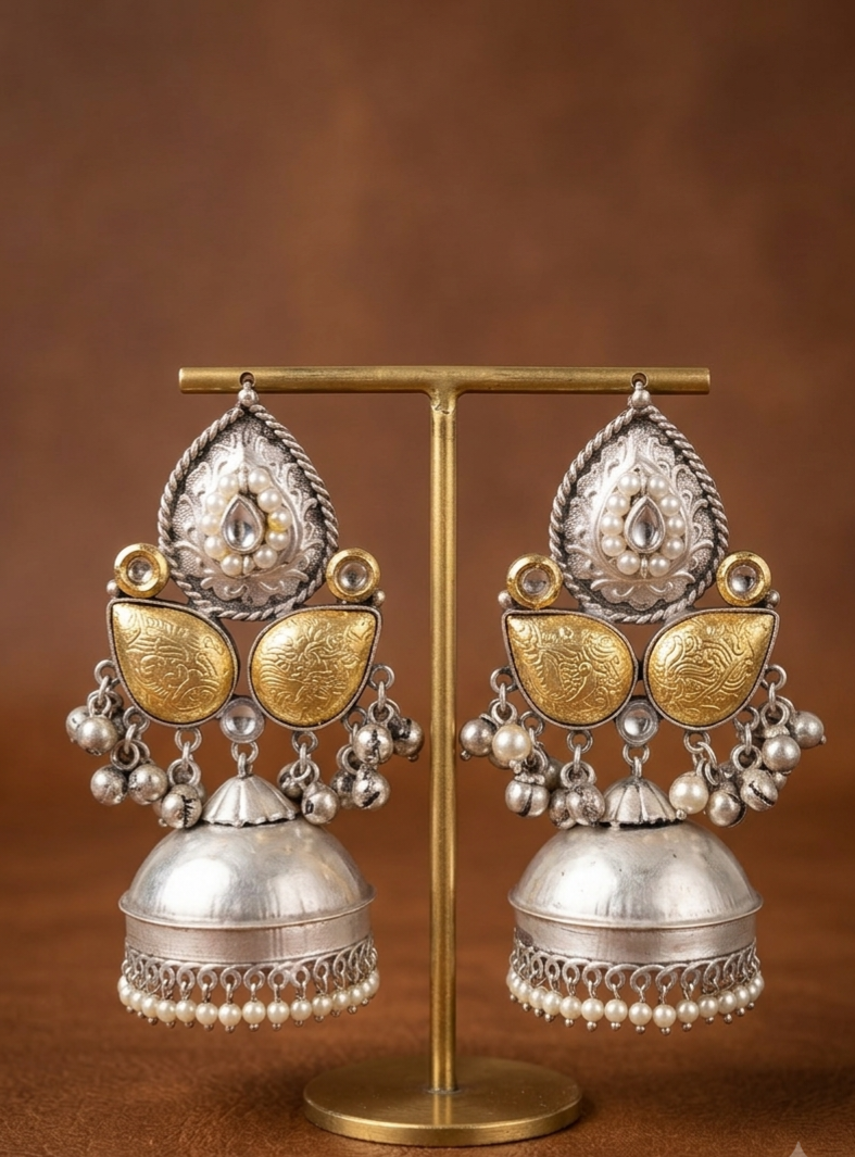 Arunya Dual Tone Jhumka