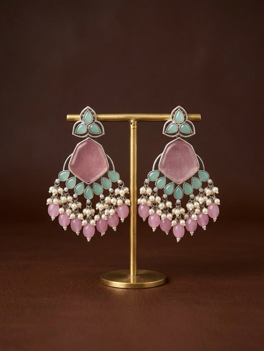 Yukta Colored Dangler